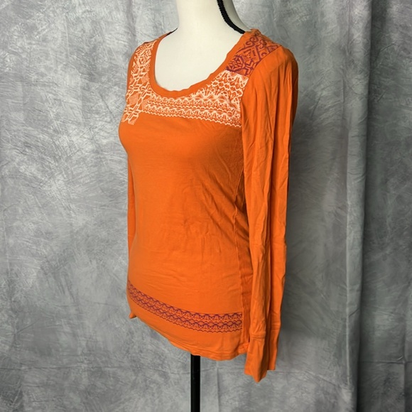 Mossimo Supply Co. Burnt Orange Long Sleeved Casual Tee - size Medium - Picture 4 of 9